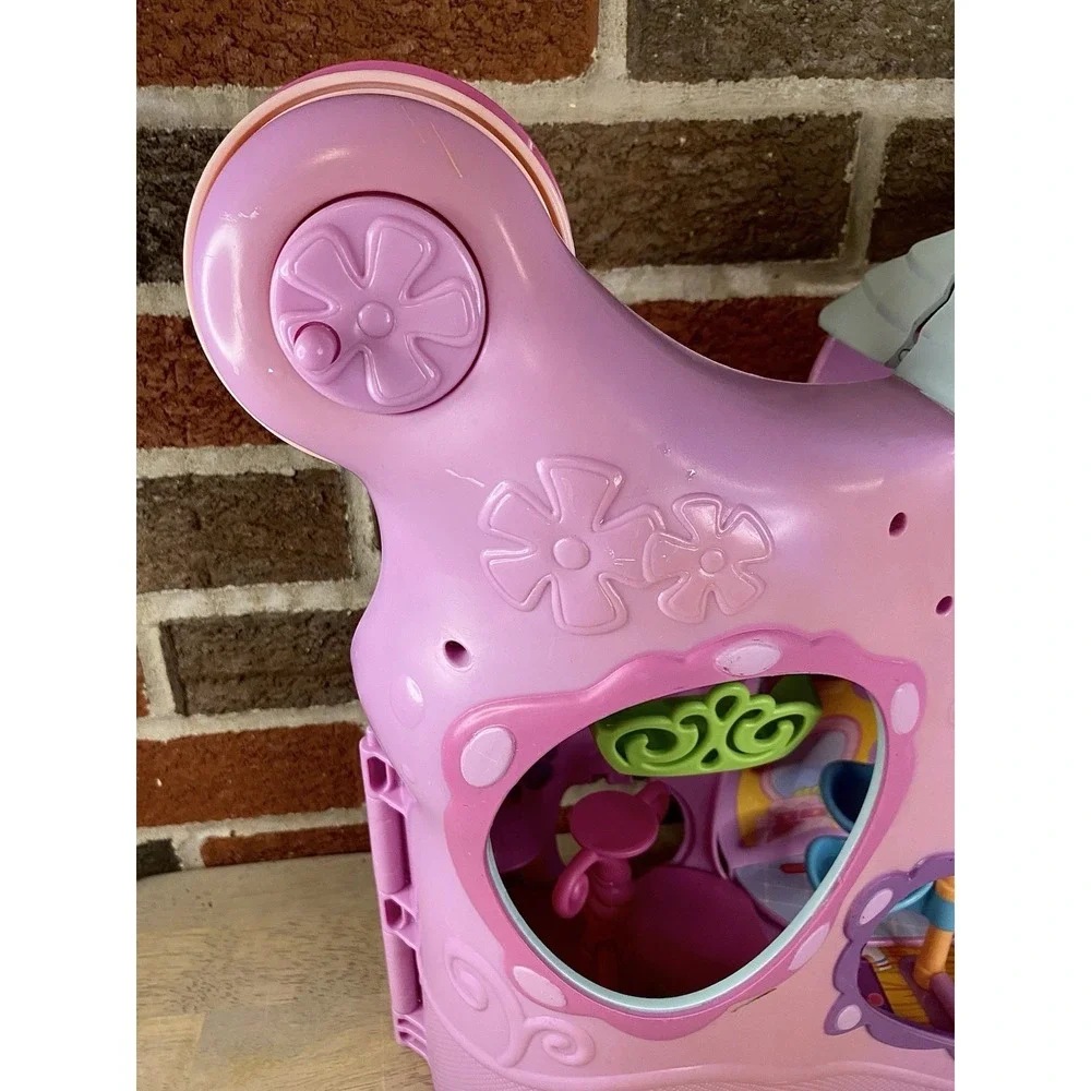 Littlest Pet Shop Tail Waggin Fitness Club Playset house 2007 Playhouse Vintage